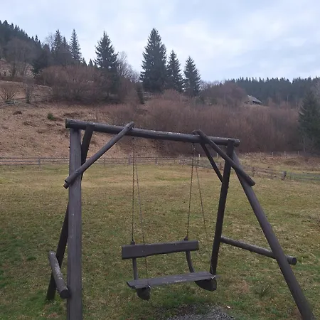 بيت للعطل лісовий Synevyrsʼka Polyana